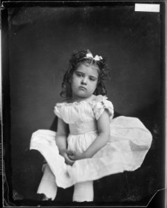 Miss Bateman - NARA - 525821