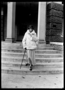 Miss Betty Gordon, deb. LCCN2016887065