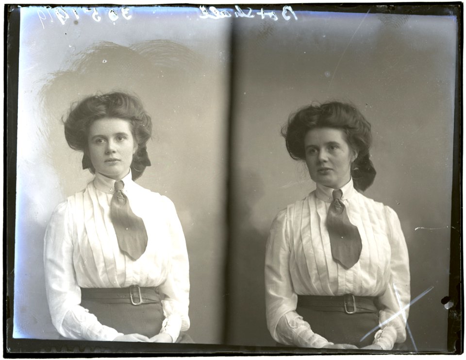 Miss Botshall, 1 Dec 1909 (16394594440)
