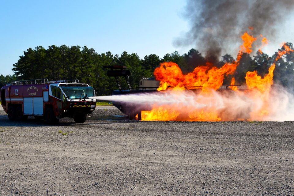 Truck engine vehicle