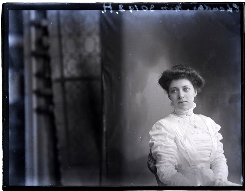 Miss Chandler, 19 Jun 1909 (16703889845)