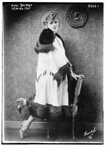 Miss Dupont, ermine coat LCCN2014713382