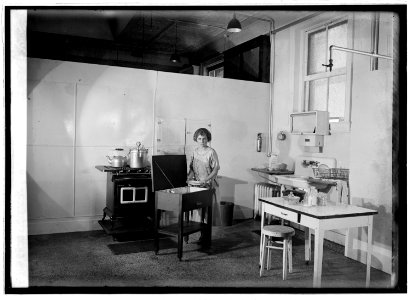 Miss Eliz. U. Hoffman, 9-6-22 LCCN2016846672