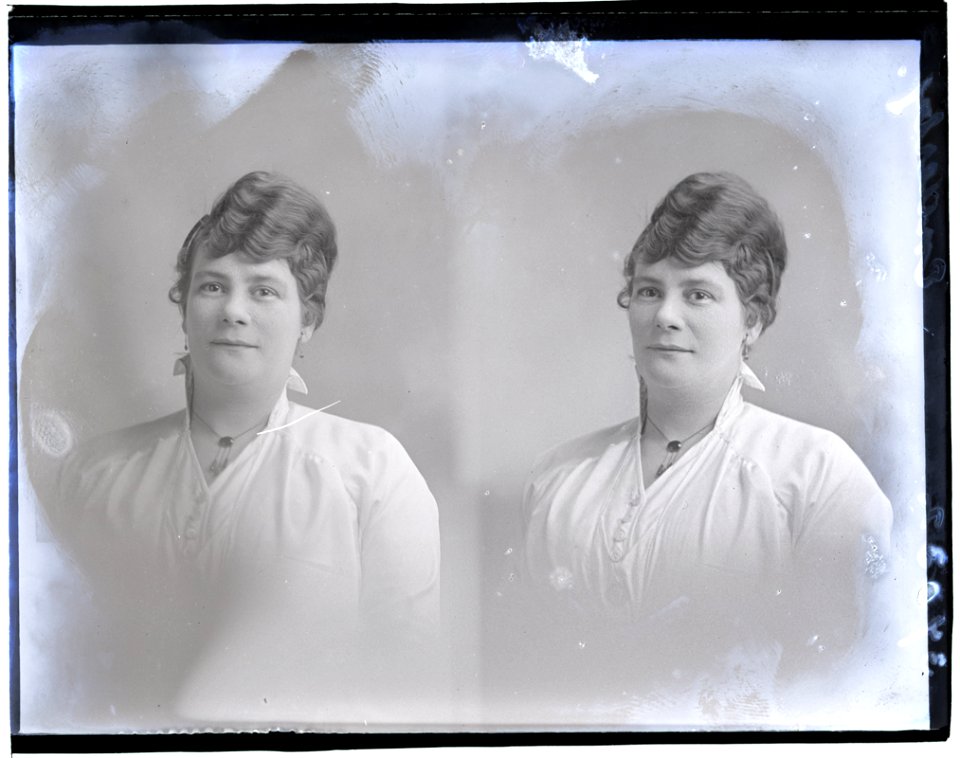 Miss Enderby, nd (16858565087)