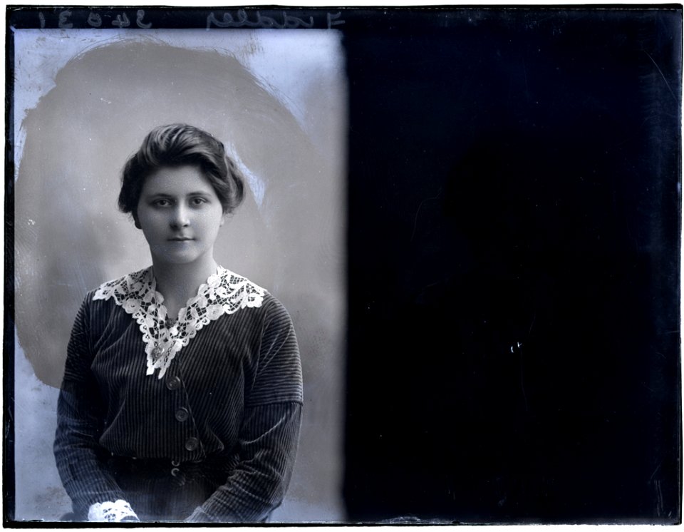 Miss Fidler, 4 Dec 1914 (16443535414)
