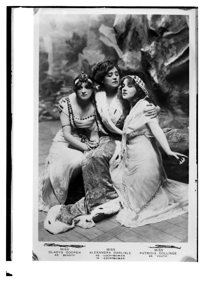Miss Gladys Cooper as Beauty, Miss Alexandra Carlisle as Everywoman, Miss Patricia Collinge as Youth, in Everywoman LCCN2014687528