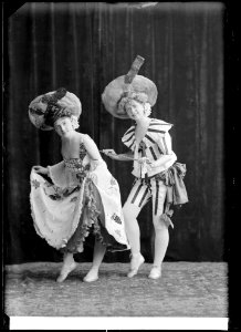 Miss Hansen and unidentified dancer - SMV - NH057