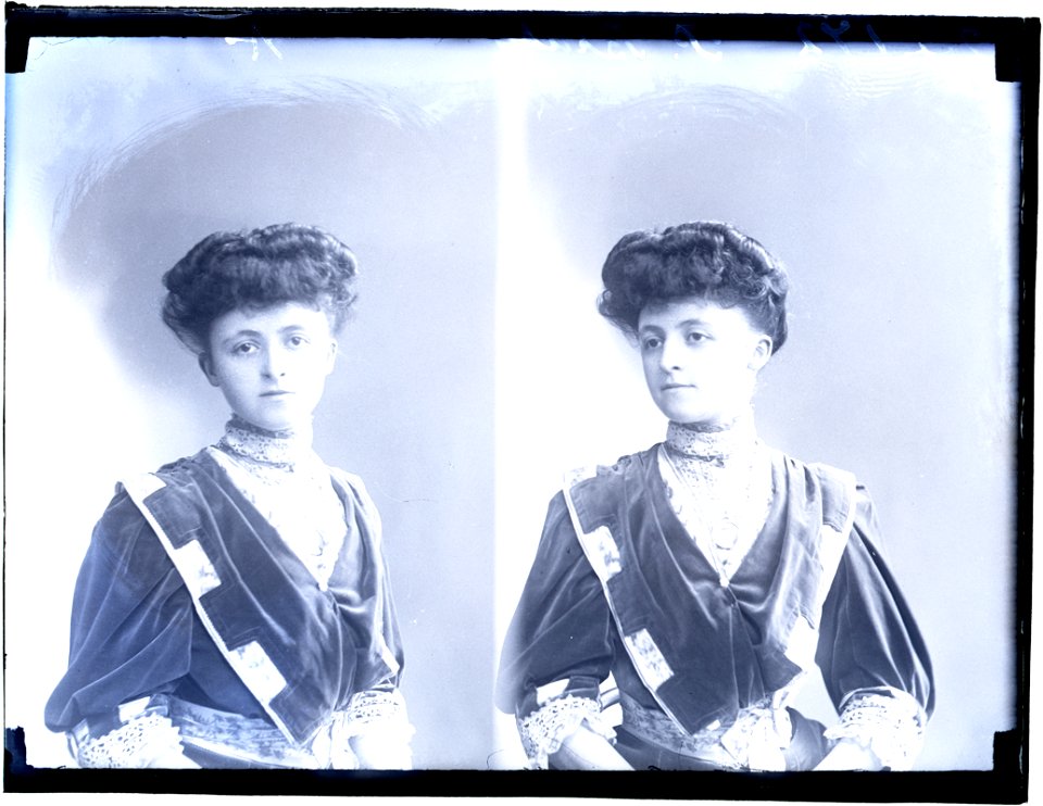 Miss B Braby, nd (17559826312)