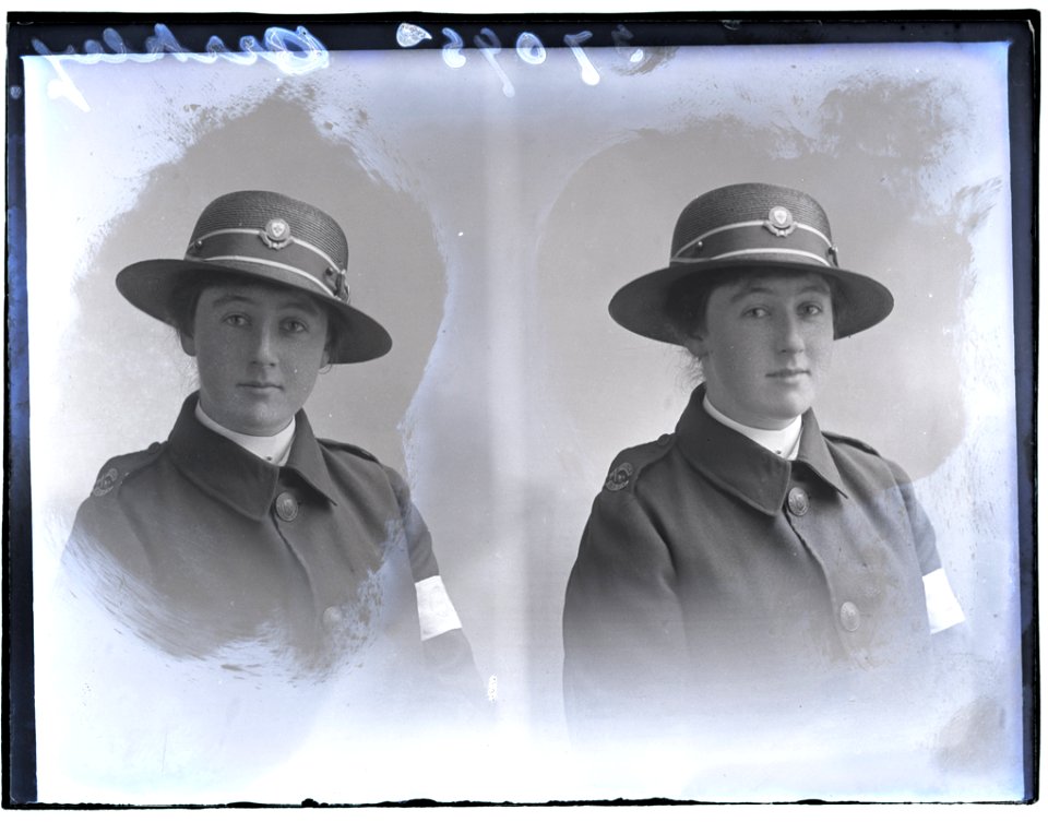 Miss Berkley, 17 May 1917 (16394527760)