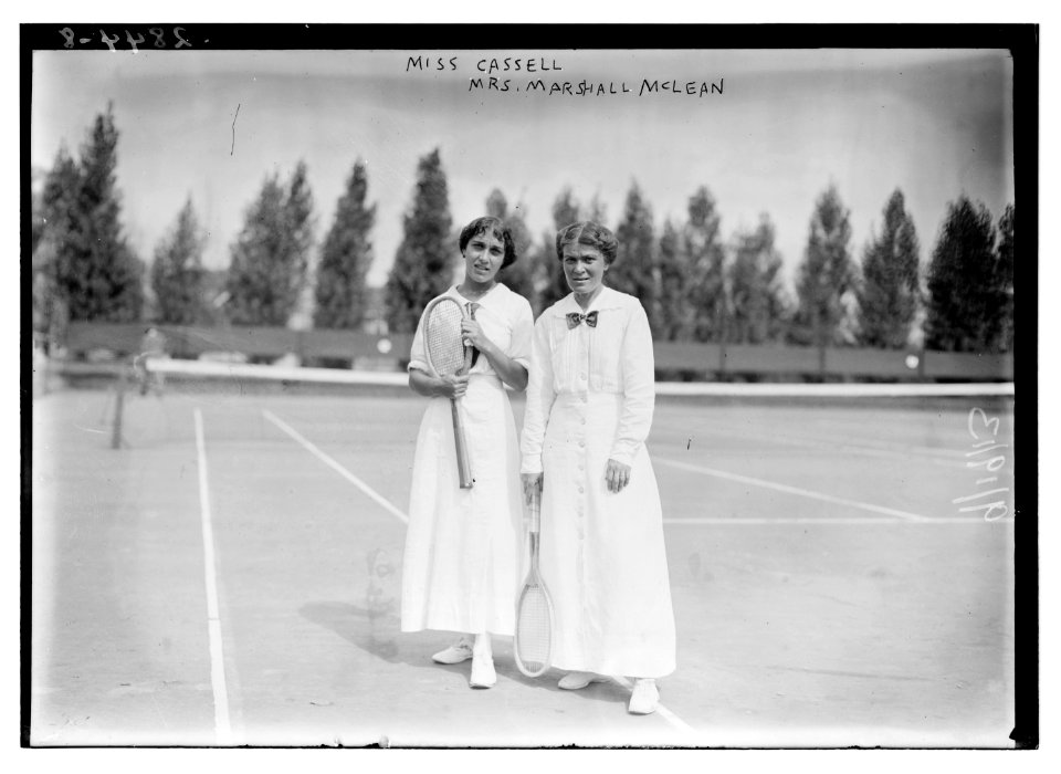 Miss Cassell (and) Mrs. Marshall McLean LCCN2014694382