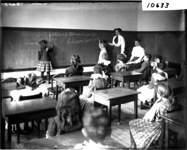 Miss Logan in Ohio State Normal College Model School classroom 1911 (3200520408) photo