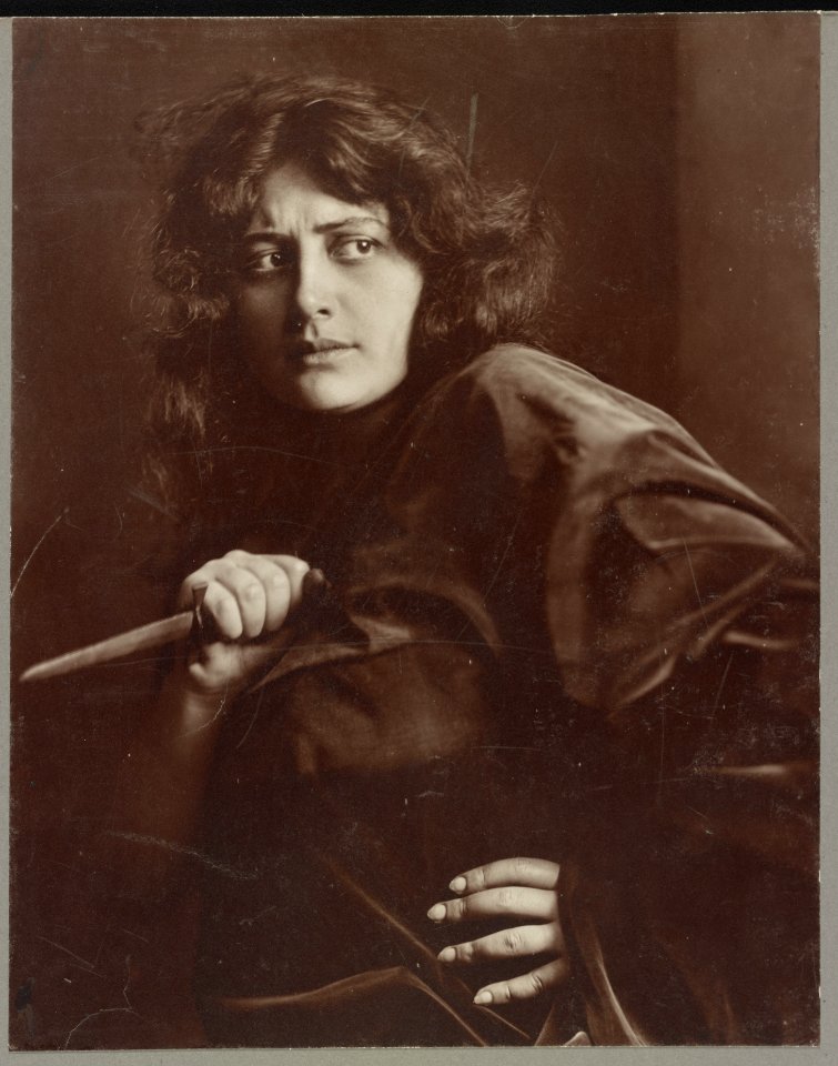 Miss Malvinia V. Longfellow LCCN2015647675