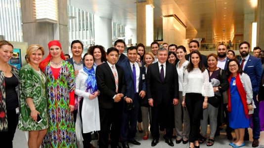 Mirziyoyevning Jahon bankida o'zbekistonliklar bilan uchrashuvi
