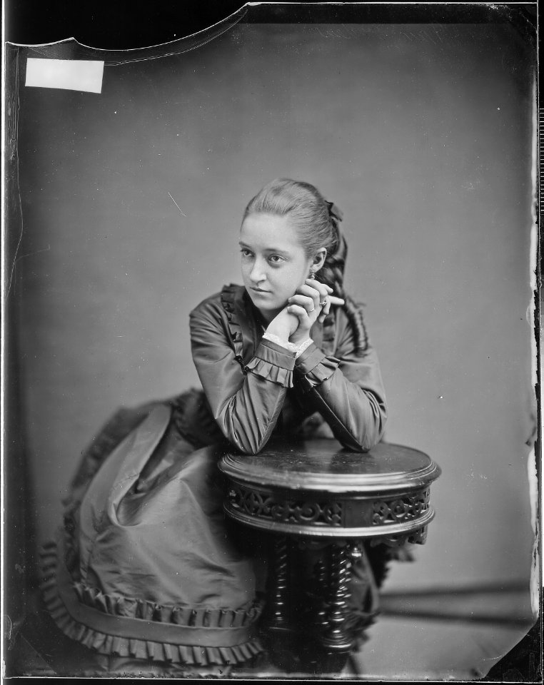Miss Ogden - NARA - 525847