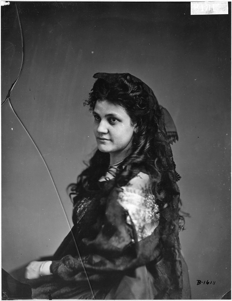 Miss N.M. Wilder - NARA - 525823