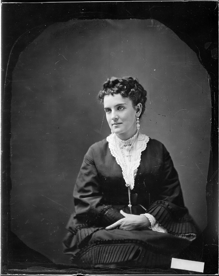 Miss or Mrs. C.D. Lounds - NARA - 525841