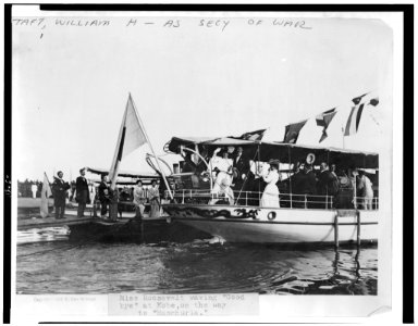 Miss Roosevelt waving goodbye at Kobe, on the way to Manchuria LCCN95504446