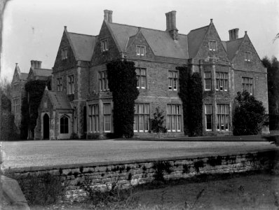 Miskin Manor, Llantrisant (4641741)