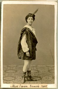 Miss Swan, rollporträtt - SMV - H8 073