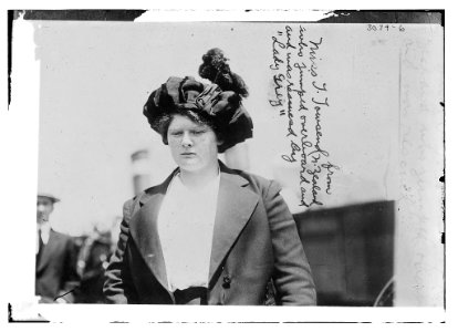 Miss T. Towsend from N. Zealand who jumped overboard and was rescued by LADY GREY LCCN2014696151