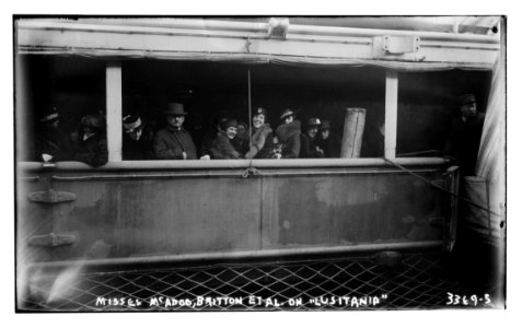 Misses McAdoo, Britton, et. al. on Lusitania LCCN2014698360