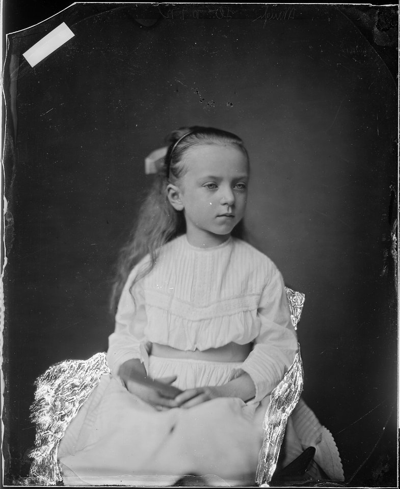 Miss Waugh - NARA - 525944