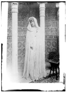 Mme. Camille Dugast LCCN2014686772
