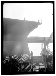 MISSISSIPPI, U.S.S. LAUNCHING AT NEWPORT NEWS. REVIEWING STAND LOC hec.06416 photo