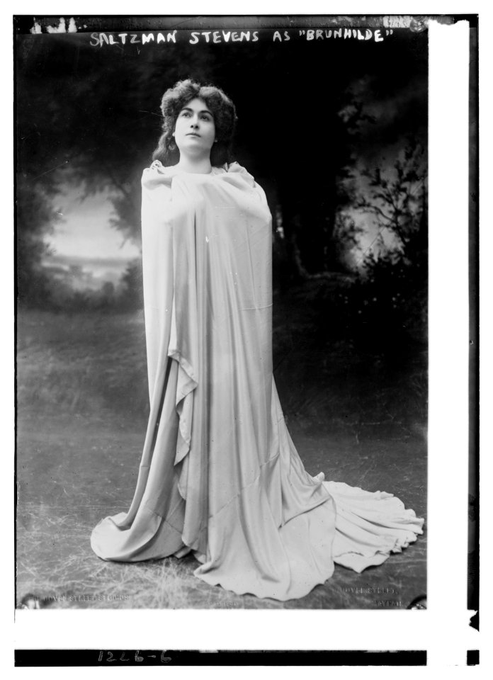 Mme. Saltzmak Stevens as Brunhilde, full length LCCN2014686310