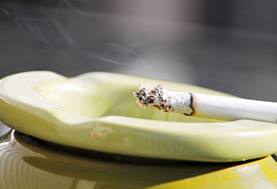 Smoking tobacco ash