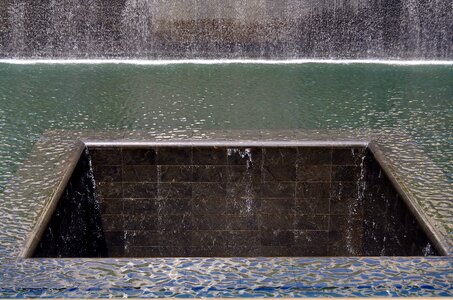Building united fountain