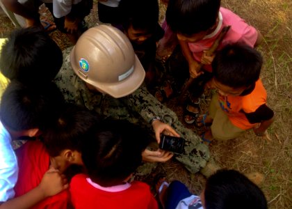 NMCB 3 Pacific region deployment 130816-N-WW000-004