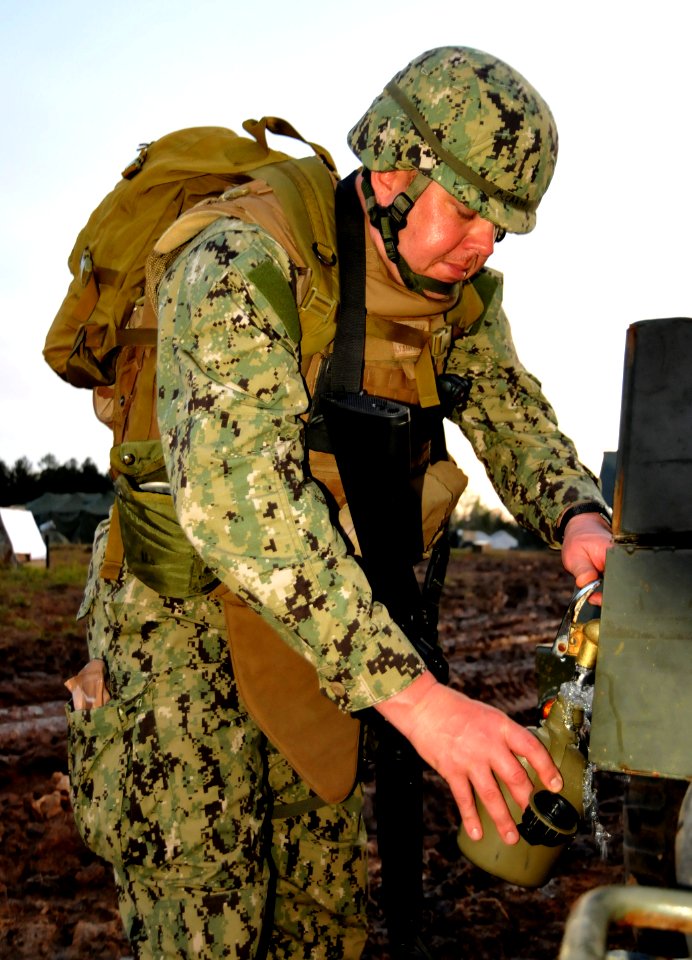 NMCB 74 conducts field training and certification exercise 120313-N-SN160-172