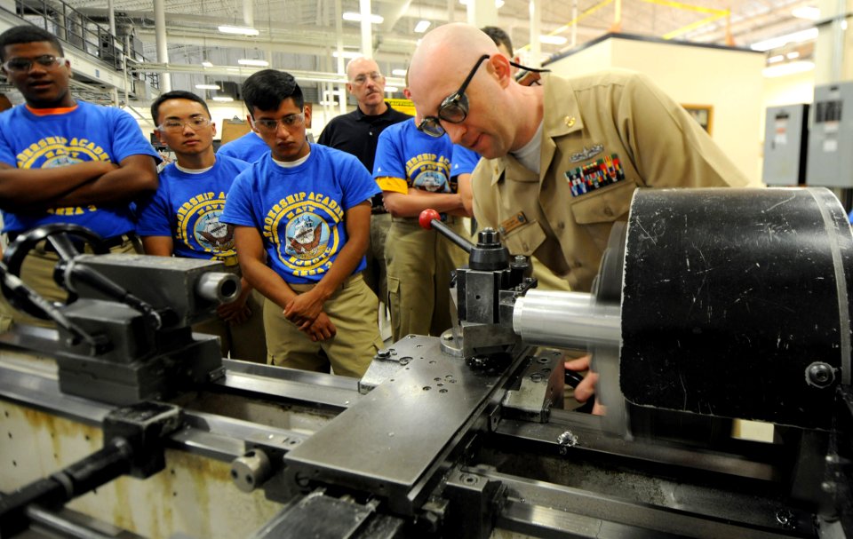NJROTC Leadership Academy at Naval Station Great Lakes 150617-N-IK959-097