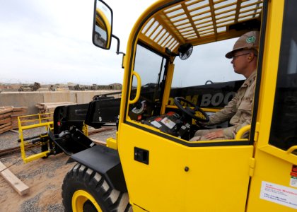 NMCB 74 Det. Horn of Africa Logistics 110215-N-SN160-047