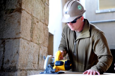 NMCB1 Builds Structures to Improve Training during Trident Juncture (21786426804)