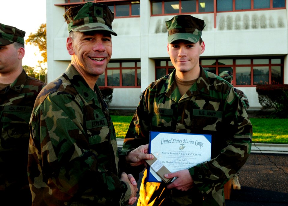 NMCB-3 sailor earns tan belt 090212-N-HZ164-001