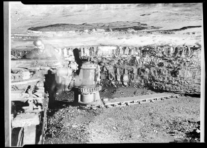 No location. (Mining equipment.) - NARA - 518783