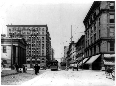 No. 32 Fourth Street north from Market Street, St. Louis, Missouri LCCN97503975