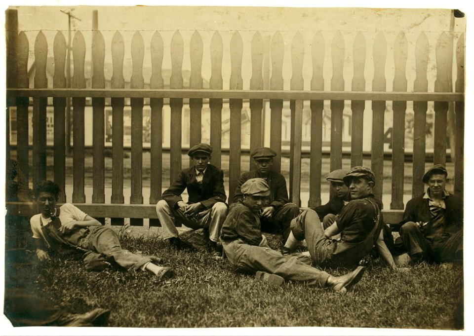 Noon Hour at Borden Mill. LOC cph.3b33422