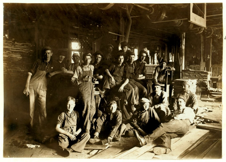 Noon Hour in a Furniture Factory, Indianapolis, Aug., 1908. Wit., E. N. Clopper. LOC cph.3b00620