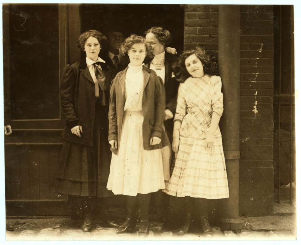 Noon hour May 12th, 1910. These girls work 9 to 10 hours a day in Inland Type Foundry. LOC nclc.04651