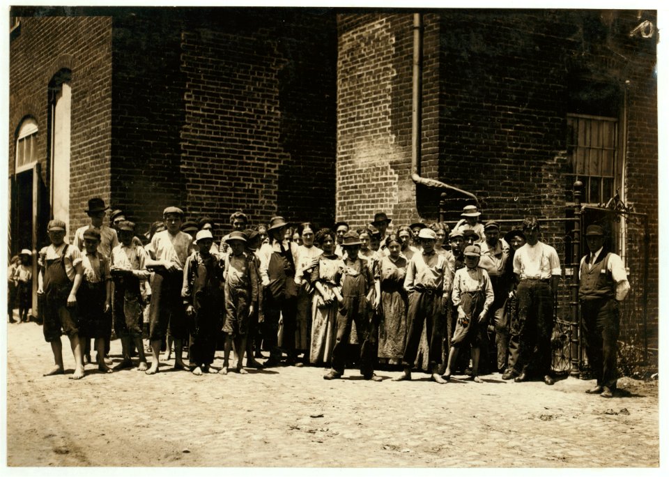 Noon-hour at Riverside Cotton Mills, Danville, Va. All are workers. The Supt., who posed them, said, 'Be sure not to get any little dinner-toters in the photo. We have none working under LOC nclc.02164