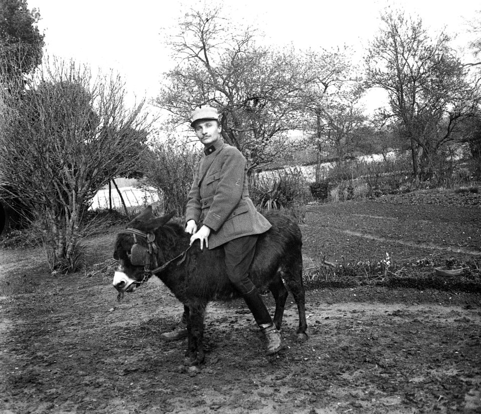 Nogentel. 15-04-16. RB - Fonds Berthelé - 49Fi892 (cropped)