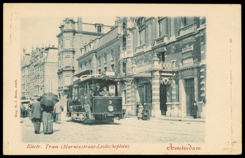 Marnixstraat bij de Stadschouwburg met een electrische tram, motorwagen 3 van de Gemeente Tram. Uitgave N.J. Boon, Amsterdam, Afb PBKD00079000007