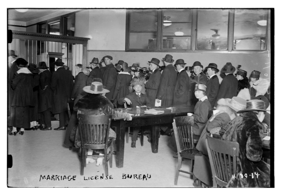 Marriage License Bureau LCCN2014704373