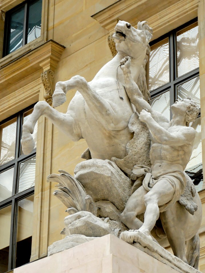 Marly horse Louvre MR1803 n2