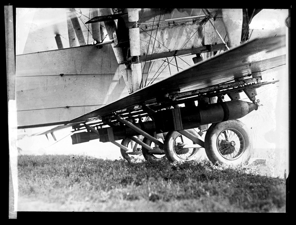 Martin Bomber LCCN2016852414