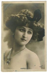 MARVILLE, Marie SIP. 75-12. Photo Reutlinger