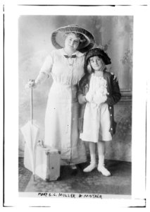 Mary E.C. Miller and mother LCCN2014687673